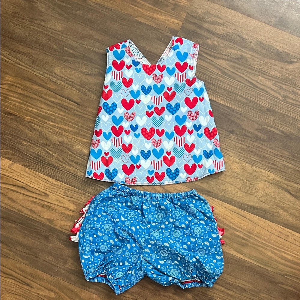 Heart Patterned Kids Top and Shorts Set